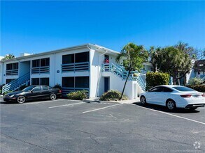 Building Photo - 11000 S Ocean Dr