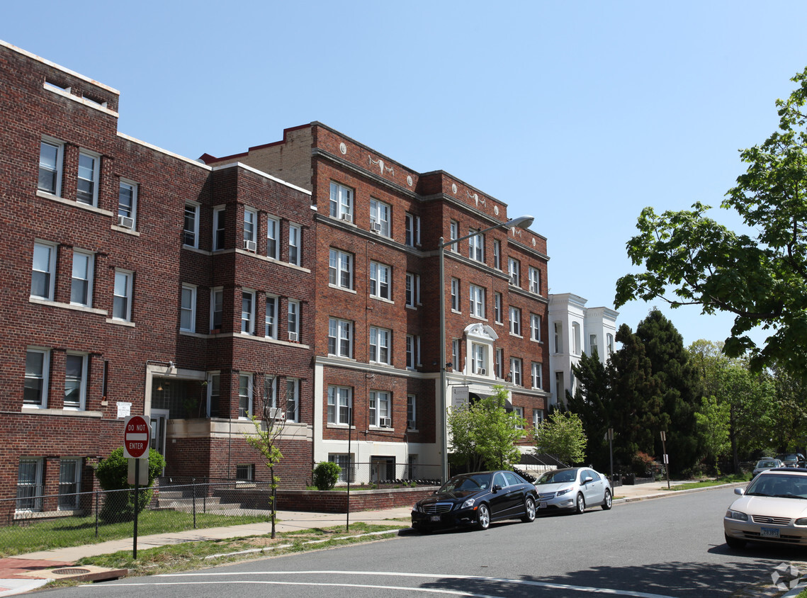 Foto del edificio - The Lexington Apartments