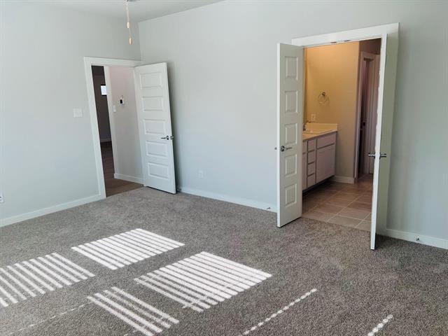 Foto del edificio - 1110 Birchwood Ln