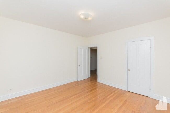 Foto del edificio - 1831 W Foster Ave