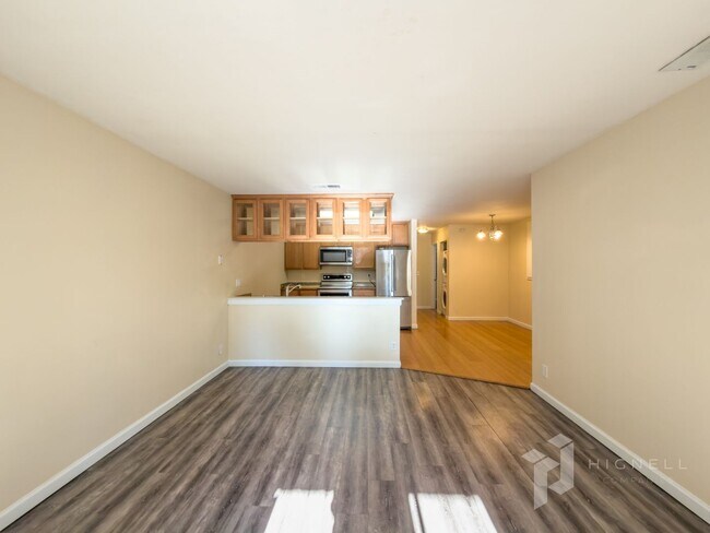 Foto del edificio - Gated Community, 3 Bed Condo!