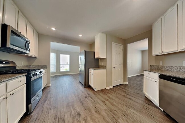 Building Photo - 2222 Razorbill Pl