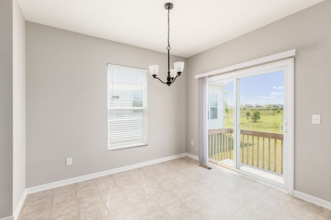 Building Photo - 3749 Mantle Dr