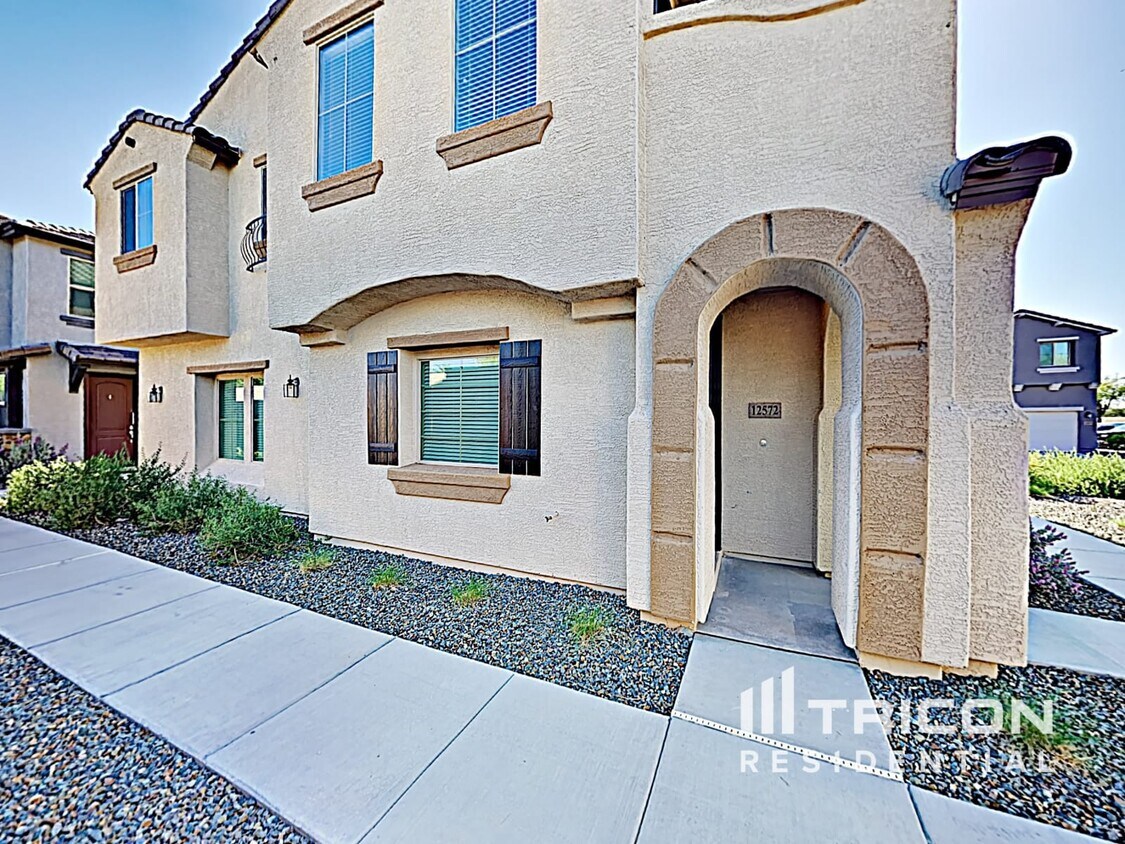 Primary Photo - 12572 W Hummingbird Terrace