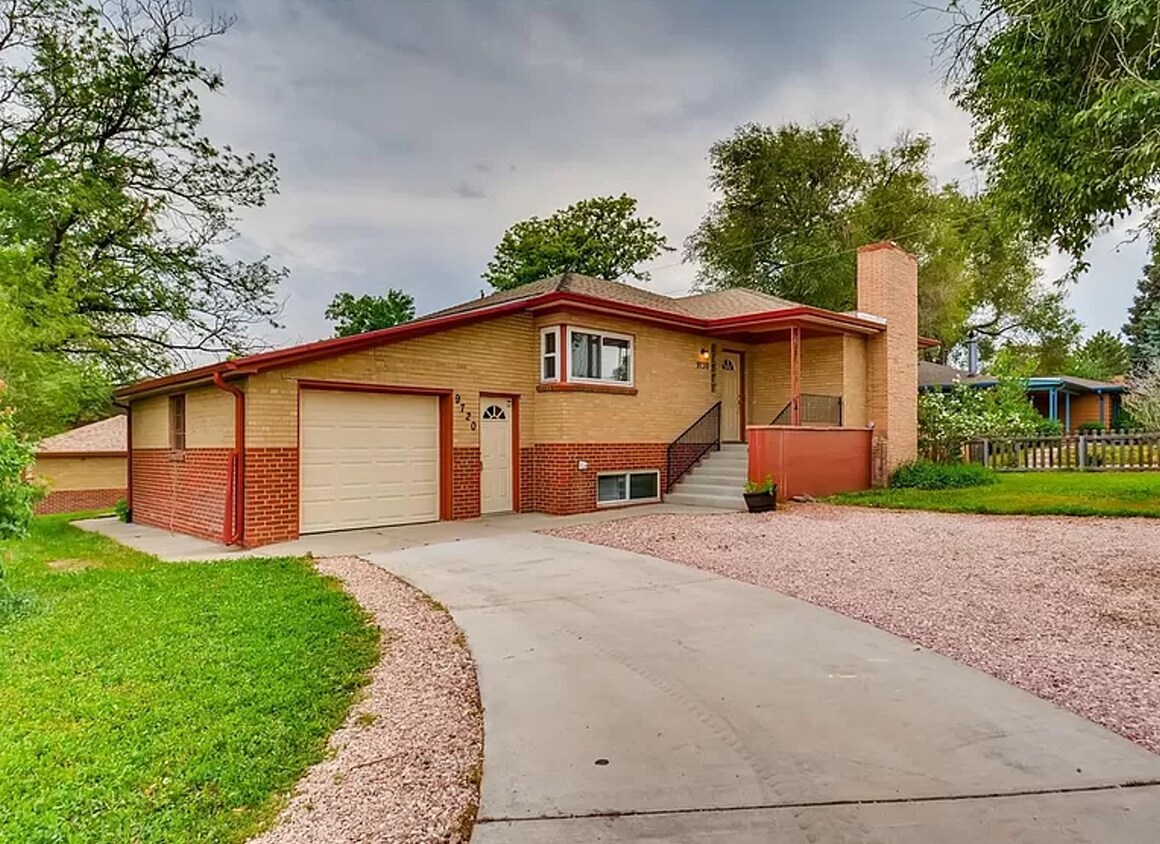 Foto principal - 9720 W 20th Ave