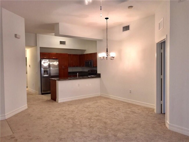 Building Photo - 44 SE Sedona Cir