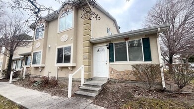 Building Photo - 4770 Old Church Ct