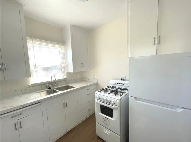 Foto del edificio - Charming Studio in National City – Private...