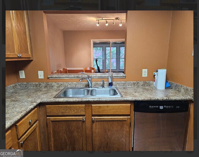 Foto del edificio - 2539 Oakridge Pl