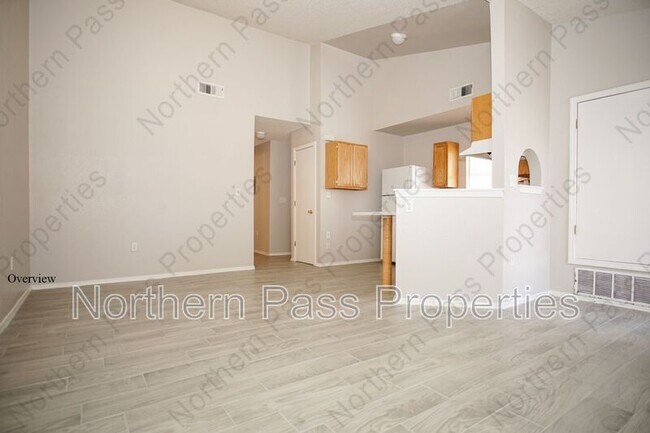 Foto del edificio - 11034 Oasis Dr