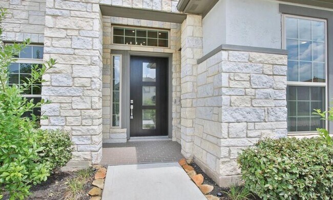 Foto del edificio - 6310 Felled Timber Springs Ln