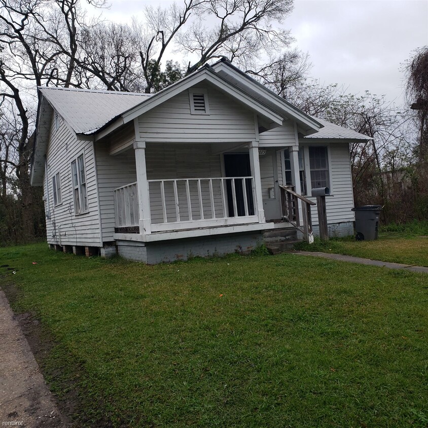 Primary Photo - 2 br, 1 bath House - 2023 Chestnut St