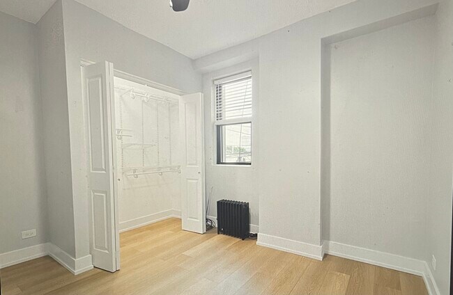 Building Photo - 6030 N Winthrop Ave