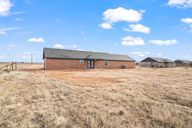 Building Photo - New Construction Home In Idalou ISD!