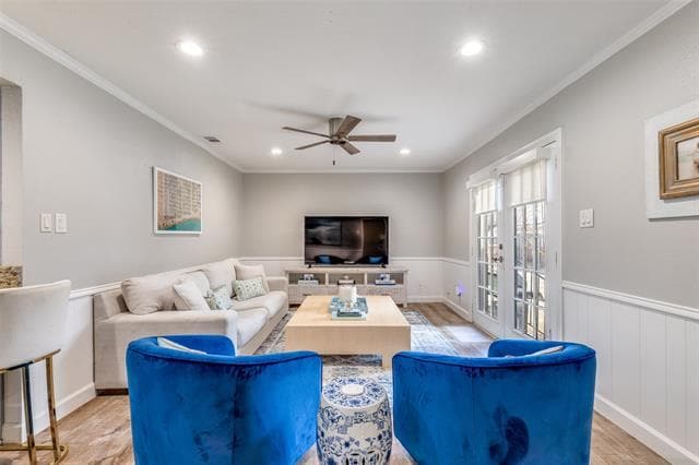 Foto del edificio - 2476 Pinebluff Dr