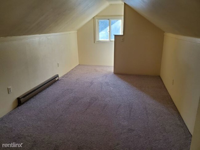 Building Photo - 2 br, 1 bath House - 126 Clifford Ave