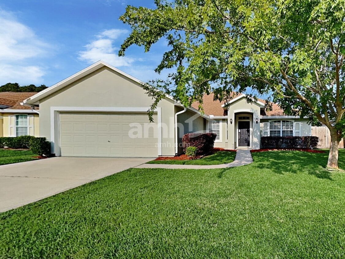 Foto principal - 1006 Bass Harbor Dr