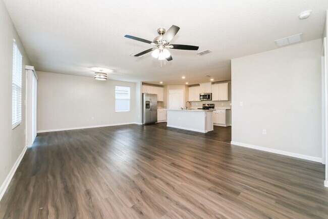 Foto del edificio - 2440 Cold Stream Ln