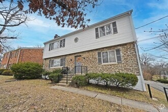 Building Photo - 7558 Montgomery Rd