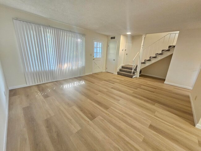 Foto del edificio - 68 Fountainhead Ct