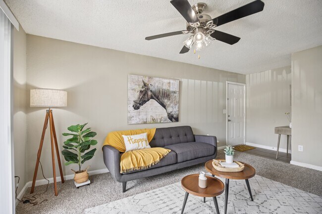 Foto del edificio - The Villages Apartment Homes