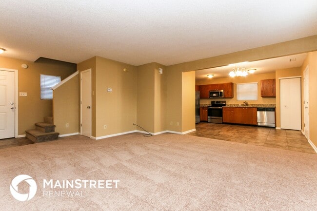 Foto del edificio - 1766 Blue Grass Pkwy