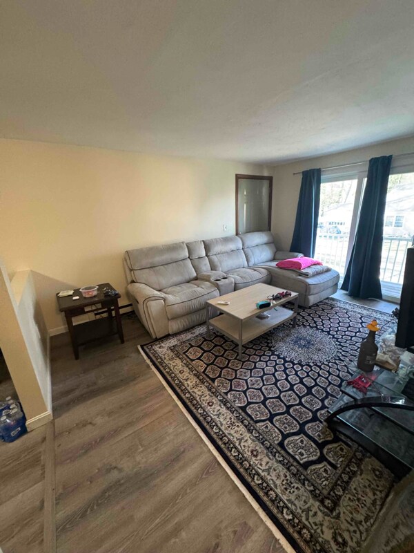 Foto principal - 22 Inverness Ave