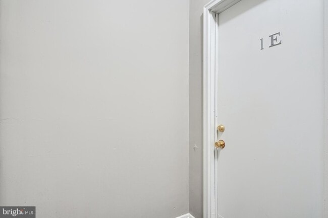 Photo - 1511 Carswell St Apartment