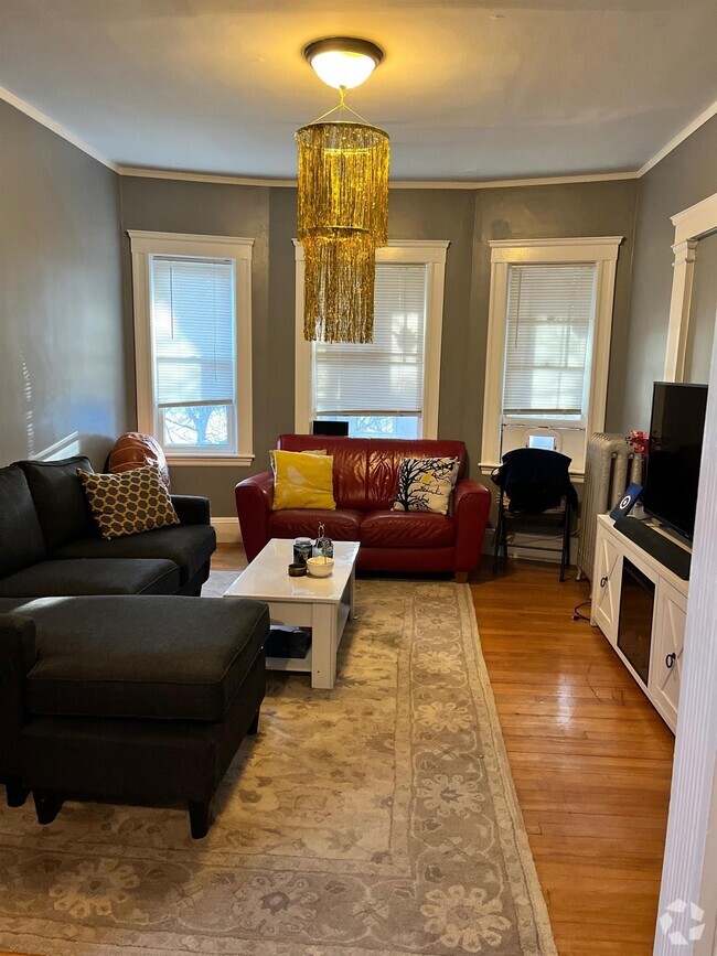 Building Photo - 303 Alewife Brook Pky