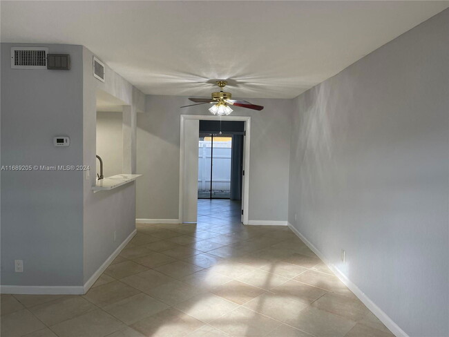 Foto del edificio - 11608 NW 35th Ct