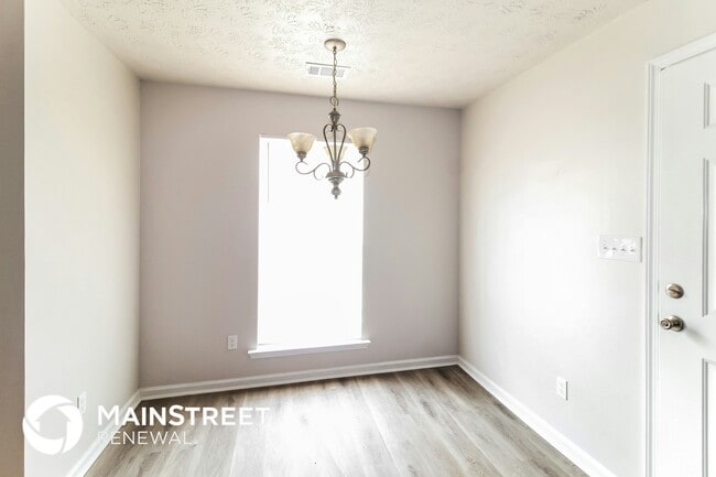 Foto del edificio - 1010 Overlook Dr