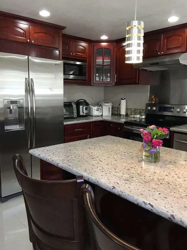 1er piso-Cocina - 274 Snell Ct