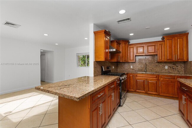 Foto del edificio - 251 NW 110th St