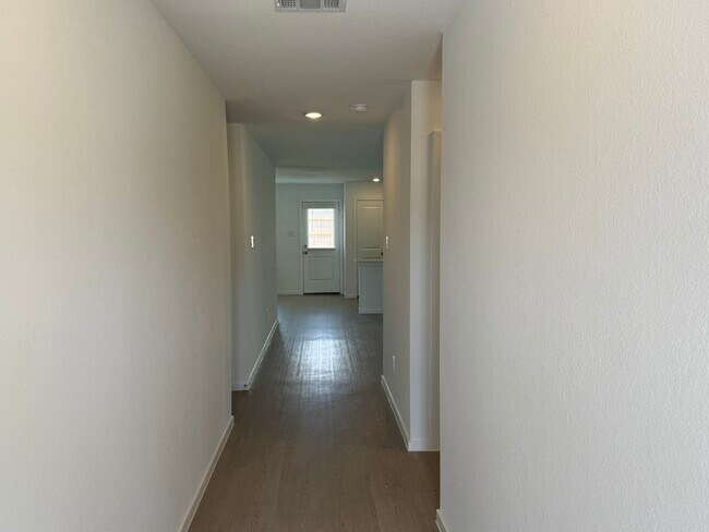 Building Photo - 31504 Casamari Dr