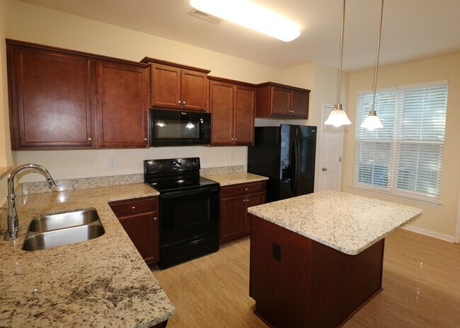 Foto del edificio - 5331 Farm House Trail