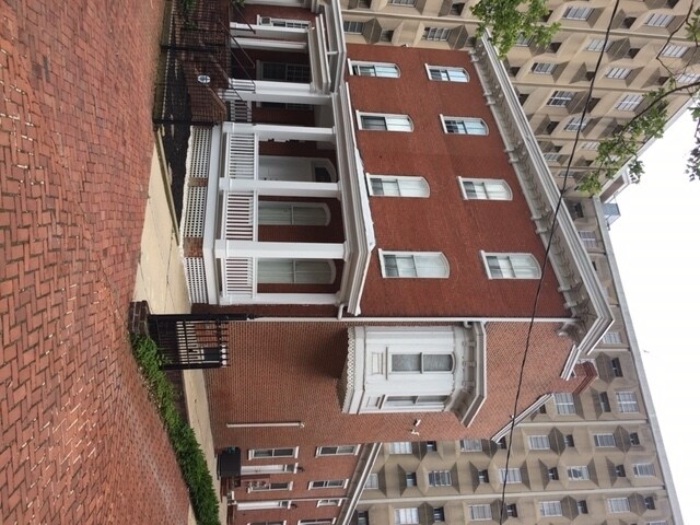 Foto del edificio - 1204 Delaware Ave