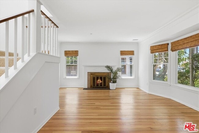 Foto del edificio - 4164 Le Bourget Ave