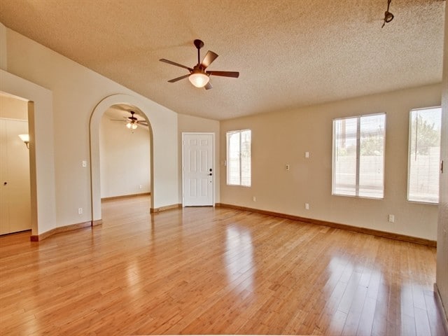 Foto del edificio - 6302 W Puget Ave