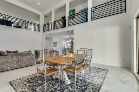 Photo - 1106 Belew St House