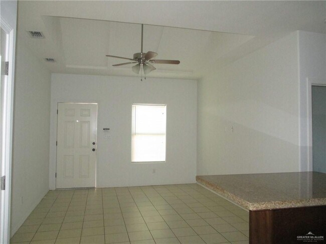 Building Photo - 3004 Diamondhead Ave