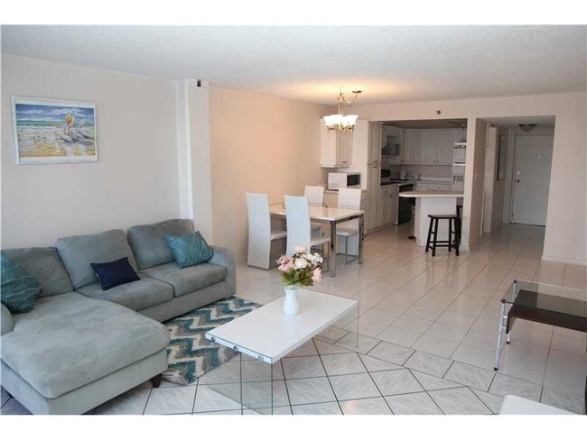 Foto del edificio - 17900 N Bay Rd