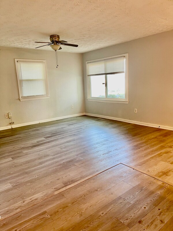 Foto del edificio - 1006 New St