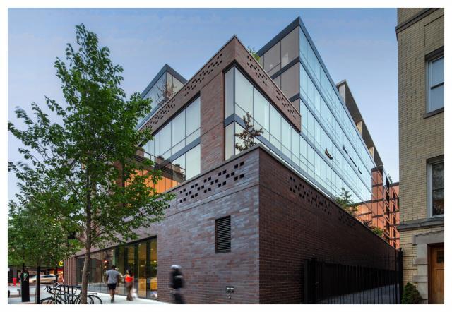 Building Photo - 2 bedroom in Chicago IL 60657