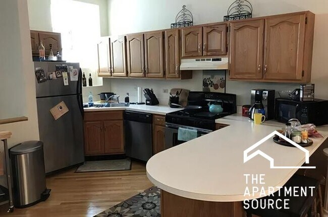 Foto del edificio - 1948 W Berteau Ave