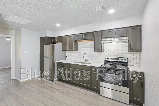 Foto del edificio - 4006 Fair Park Blvd