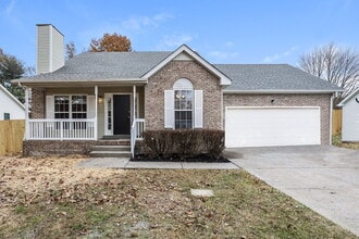 Building Photo - 2015 Skyline Dr