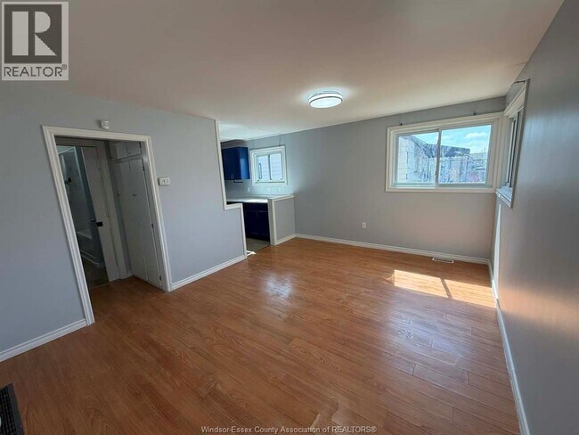 Photo du bâtiment - 1608 George Ave