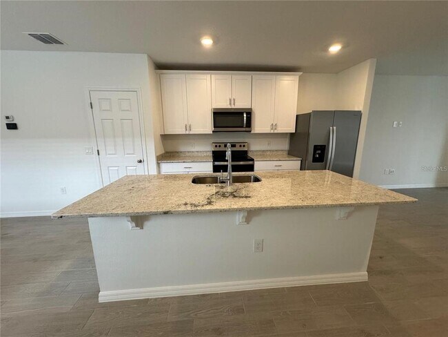 Building Photo - 4423 Rapallo Ave