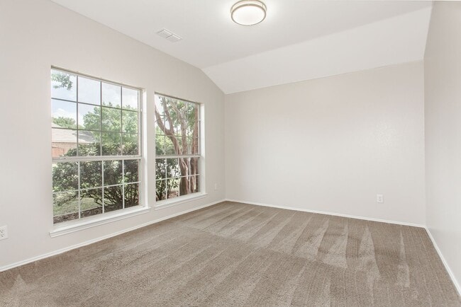 Foto del edificio - 4 Bedroom 2 Bath Home for Rent