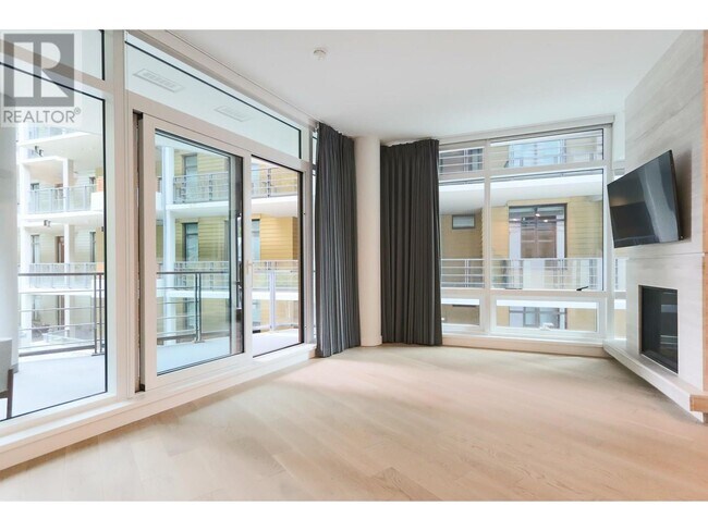 Photo du bâtiment - 6699-6699 Nelson Ave